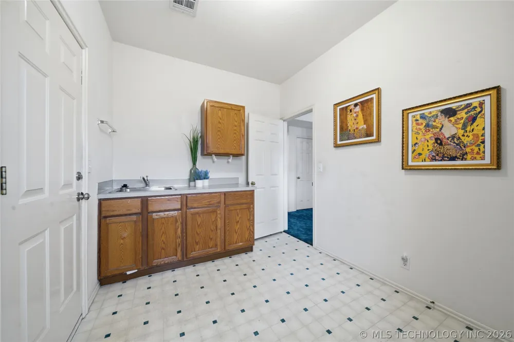 23429 King Street Broken Arrow, OK 74014