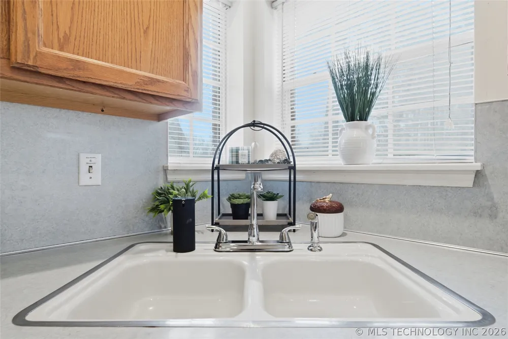 23429 King Street Broken Arrow, OK 74014