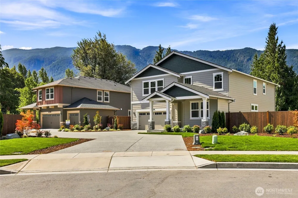 1179 Clearwater Way SE #19 North Bend, WA 98045