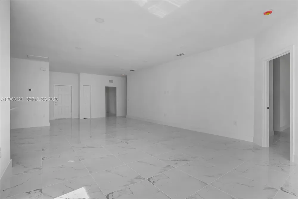 2454 Chipley Ave North Port, FL 34286