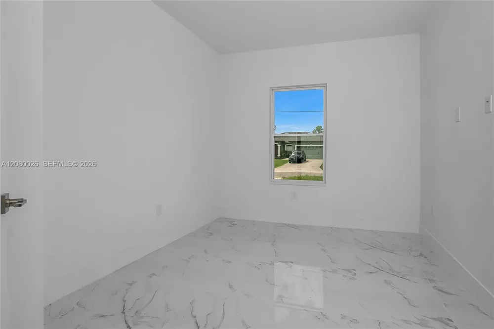 2454 Chipley Ave North Port, FL 34286