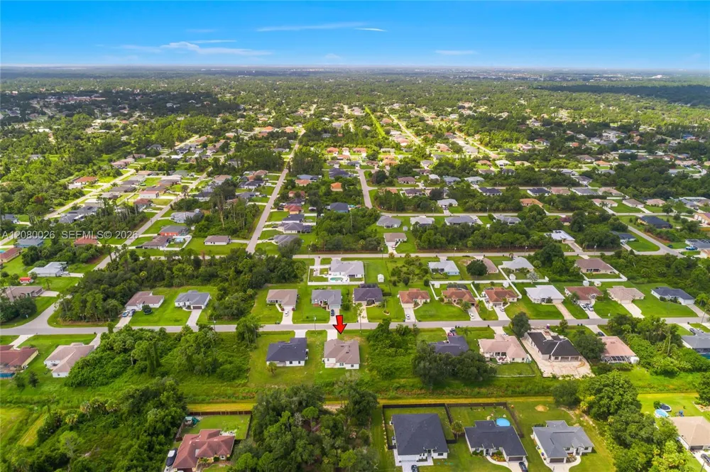 2454 Chipley Ave North Port, FL 34286