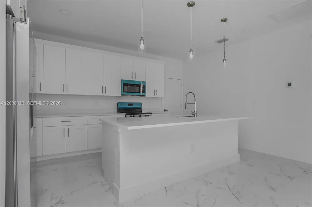 2454 Chipley Ave North Port, FL 34286