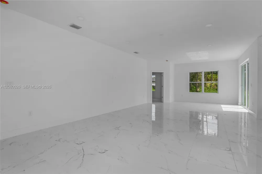 2454 Chipley Ave North Port, FL 34286