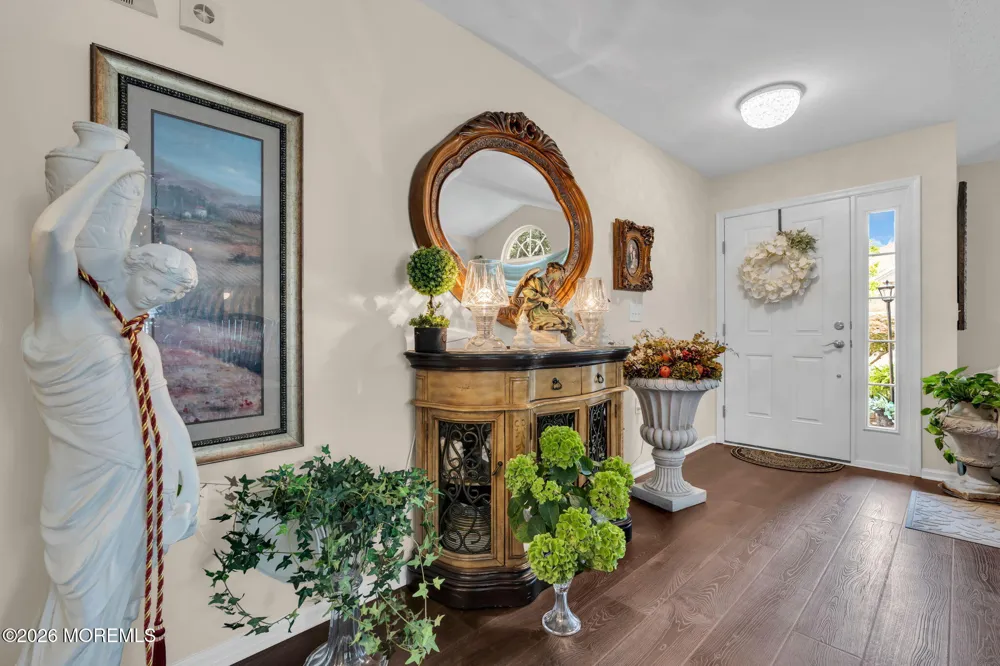 21 Turnberry Place Jackson, NJ 08527