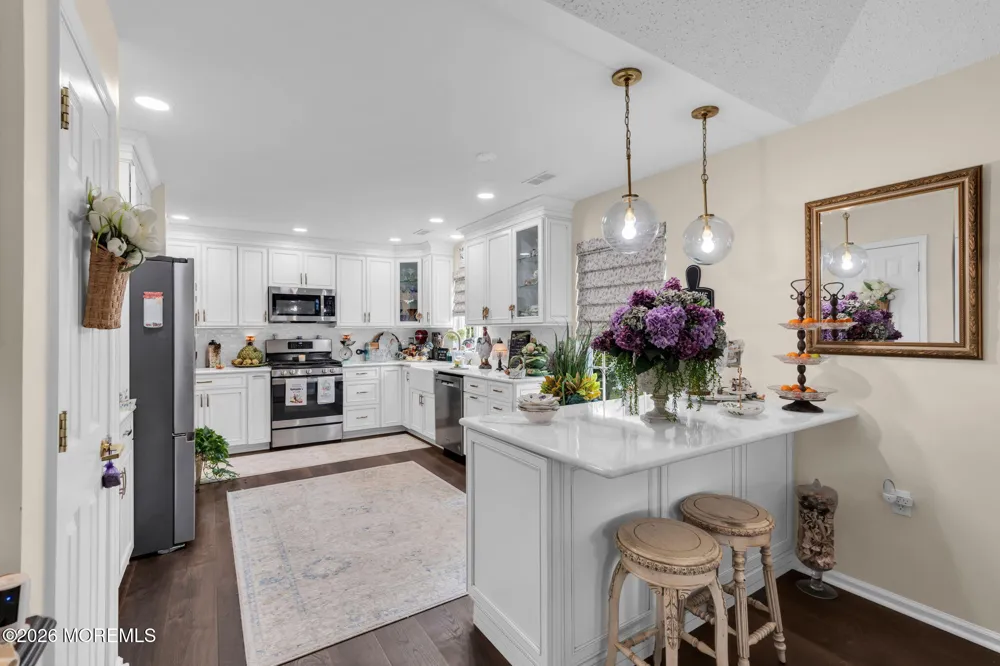 21 Turnberry Place Jackson, NJ 08527