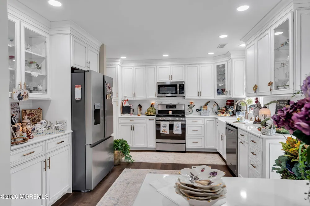 21 Turnberry Place Jackson, NJ 08527