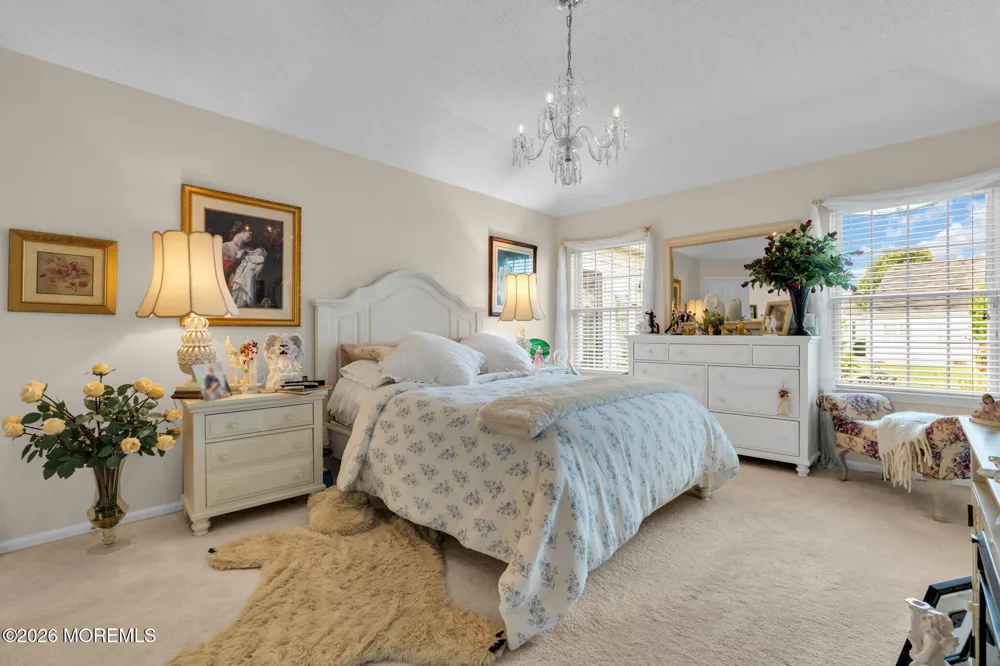 21 Turnberry Place Jackson, NJ 08527