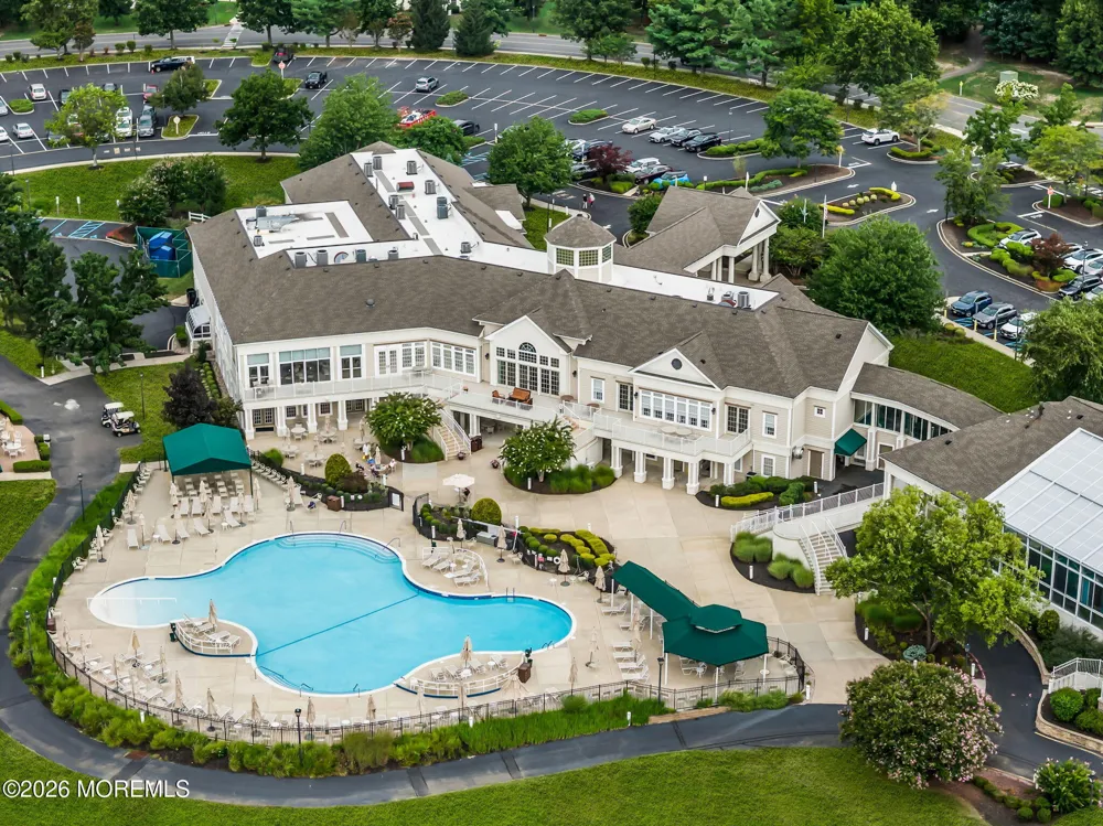 21 Turnberry Place Jackson, NJ 08527