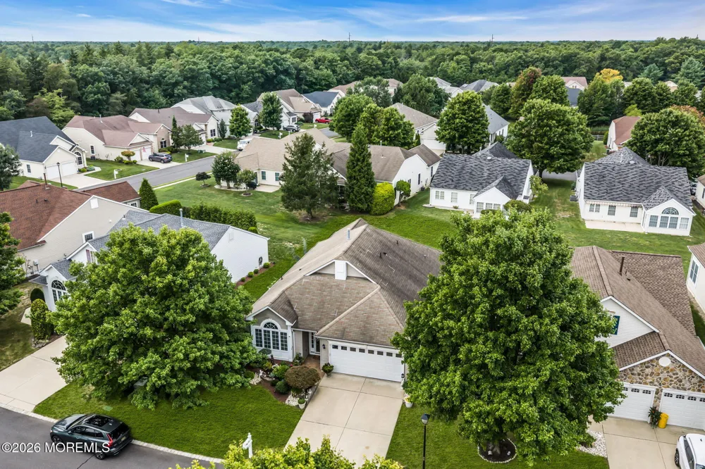 21 Turnberry Place Jackson, NJ 08527