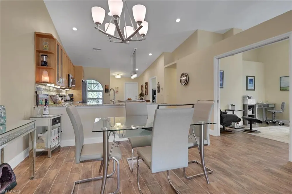 2266 STACIL CIRCLE Naples, FL 34109