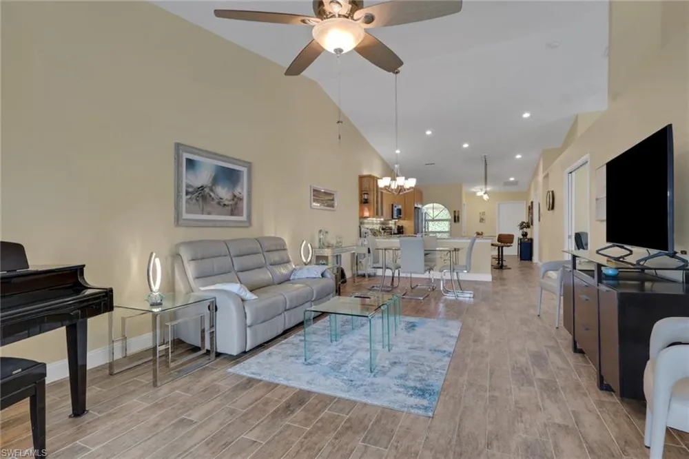 2266 STACIL CIRCLE Naples, FL 34109