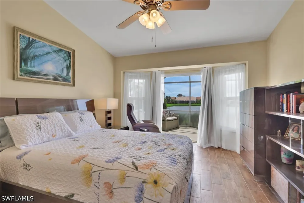 STACIL CIRCLE Naples, FL 34109