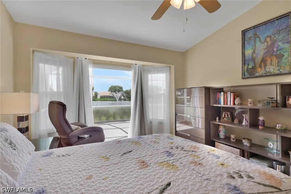 STACIL CIRCLE Naples, FL 34109