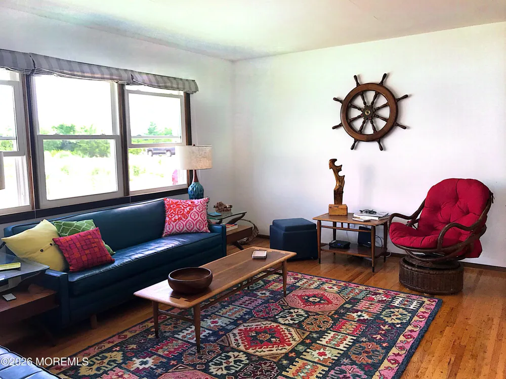 331 Roberts Avenue Seaside Park, NJ 08752