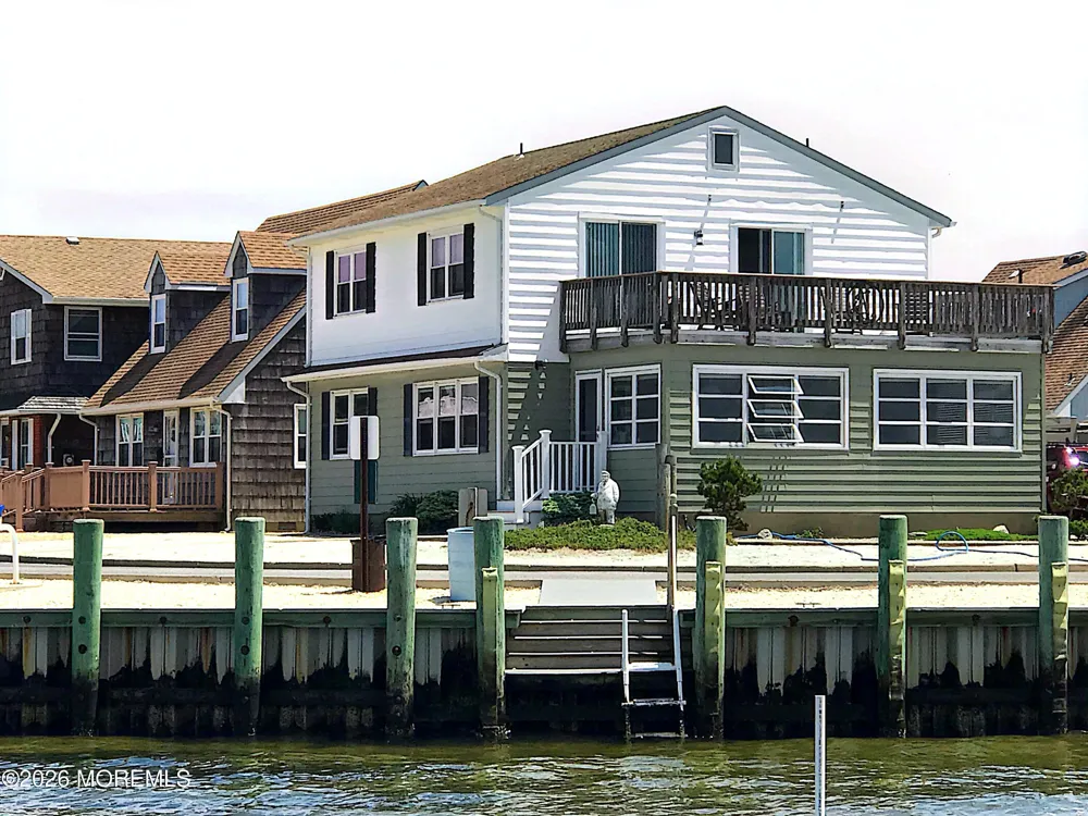 331 Roberts Avenue Seaside Park, NJ 08752