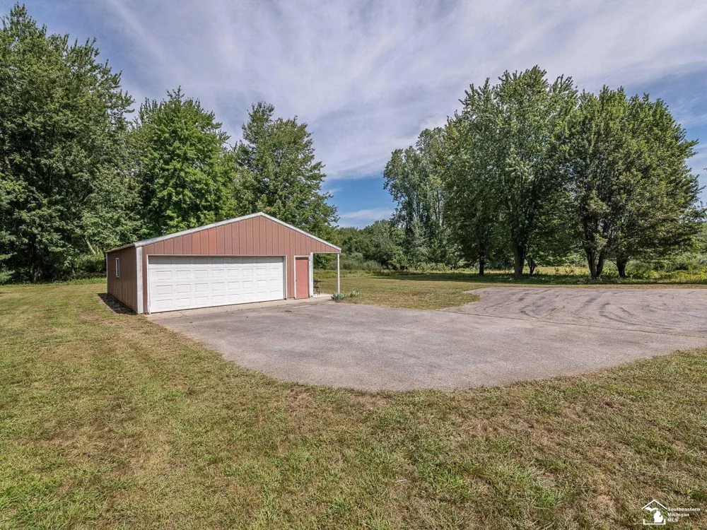 13300 Ida West Road Dundee Township, MI 49270
