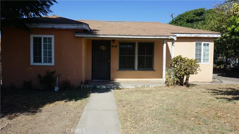 14916 Orchid Fontana, CA 92335