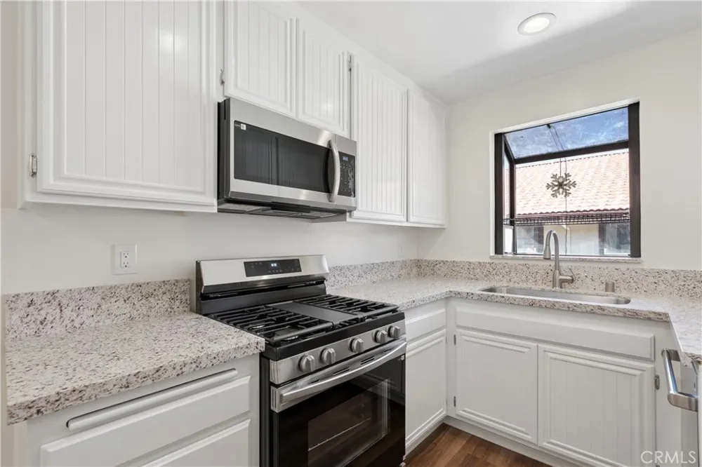 18012 Saratoga #526 Canyon Country, CA 91387