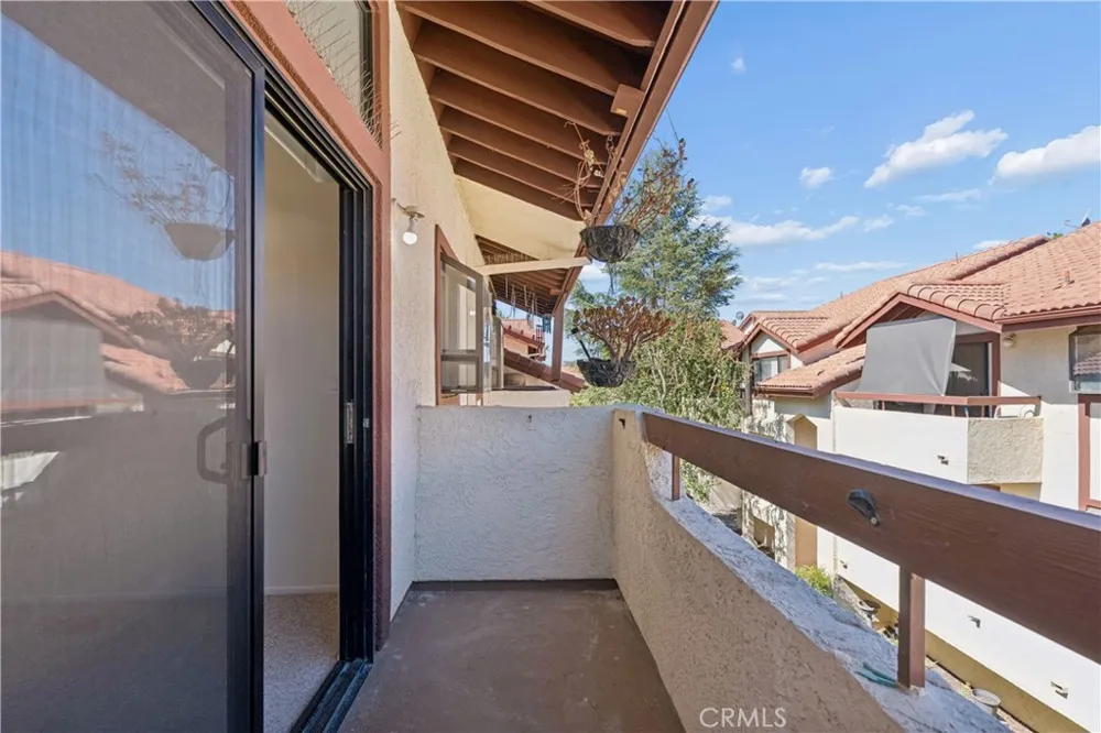 18012 Saratoga #526 Canyon Country, CA 91387