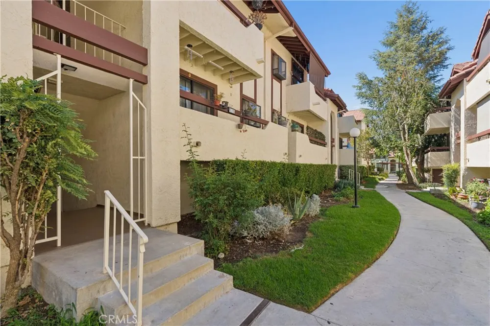 18012 Saratoga #526 Canyon Country, CA 91387