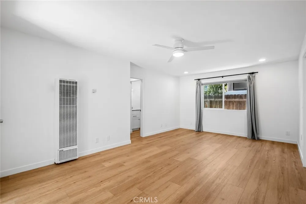 513 Larkspur Newport Beach, CA 92625