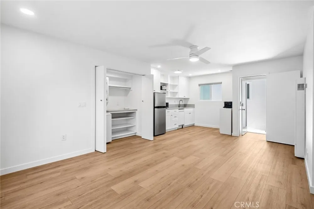 513 Larkspur Newport Beach, CA 92625