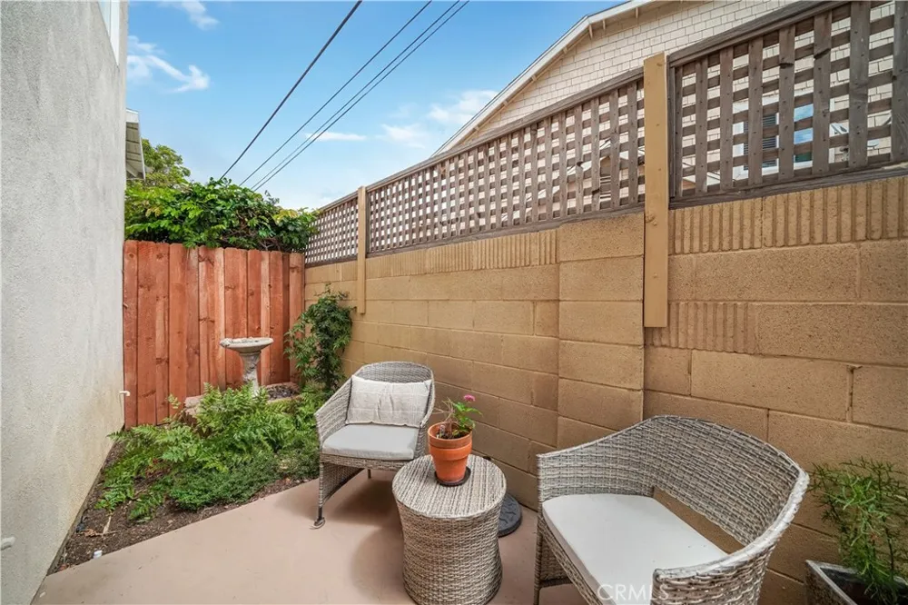 2239 Pacific Avenue #A Costa Mesa, CA 92627