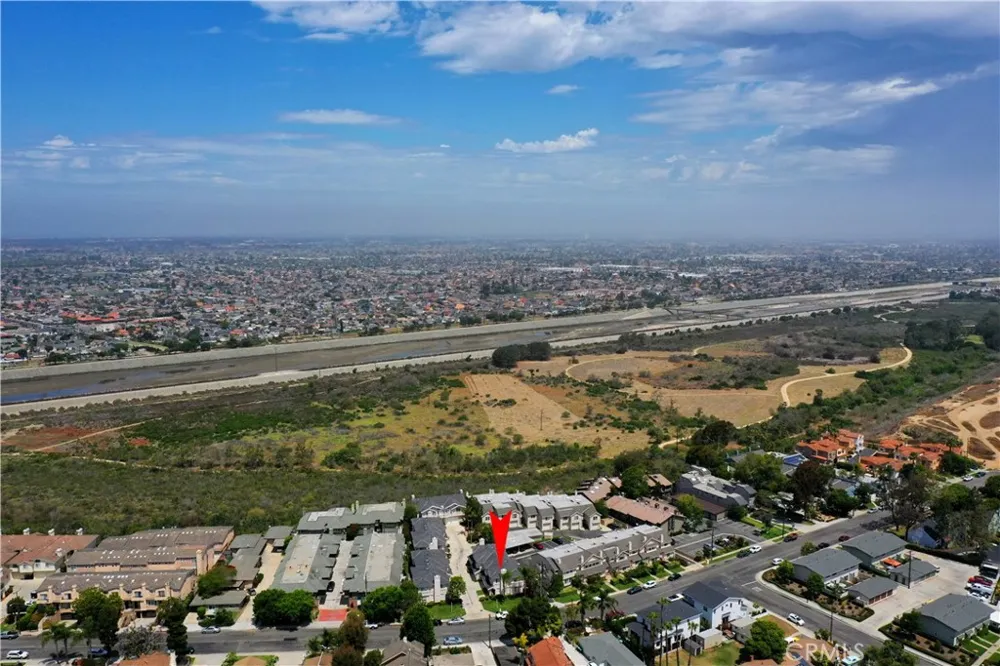 2239 Pacific Avenue #A Costa Mesa, CA 92627