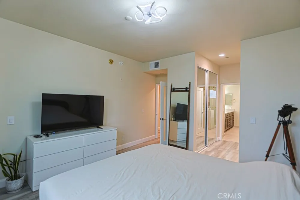 4326 Babcock #305 Studio City, CA 91604