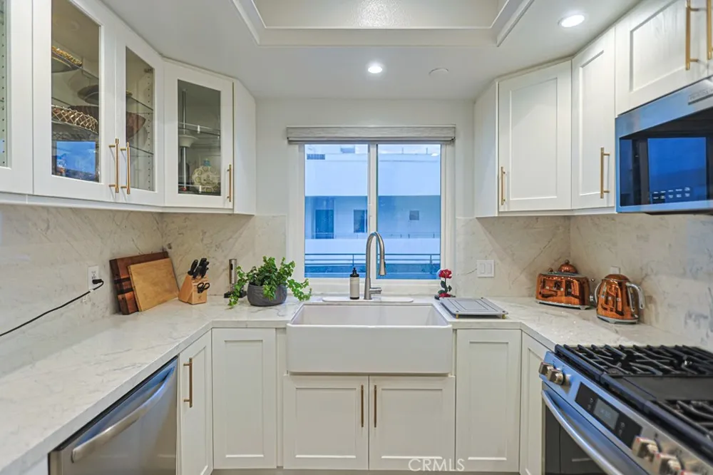 4326 Babcock #305 Studio City, CA 91604