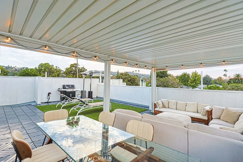 4326 Babcock #305 Studio City, CA 91604