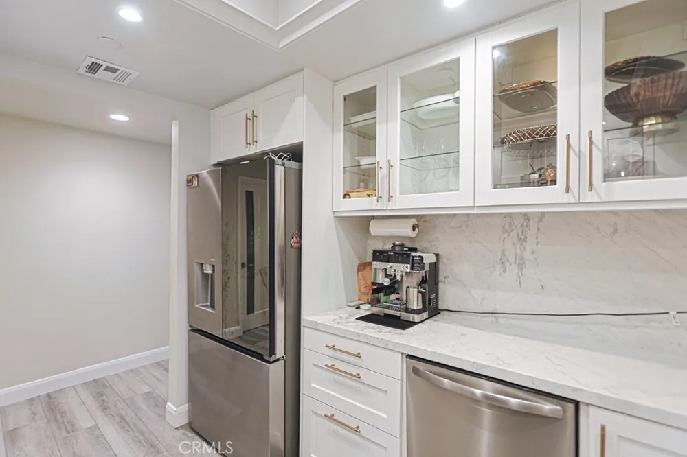 4326 Babcock #305 Studio City, CA 91604