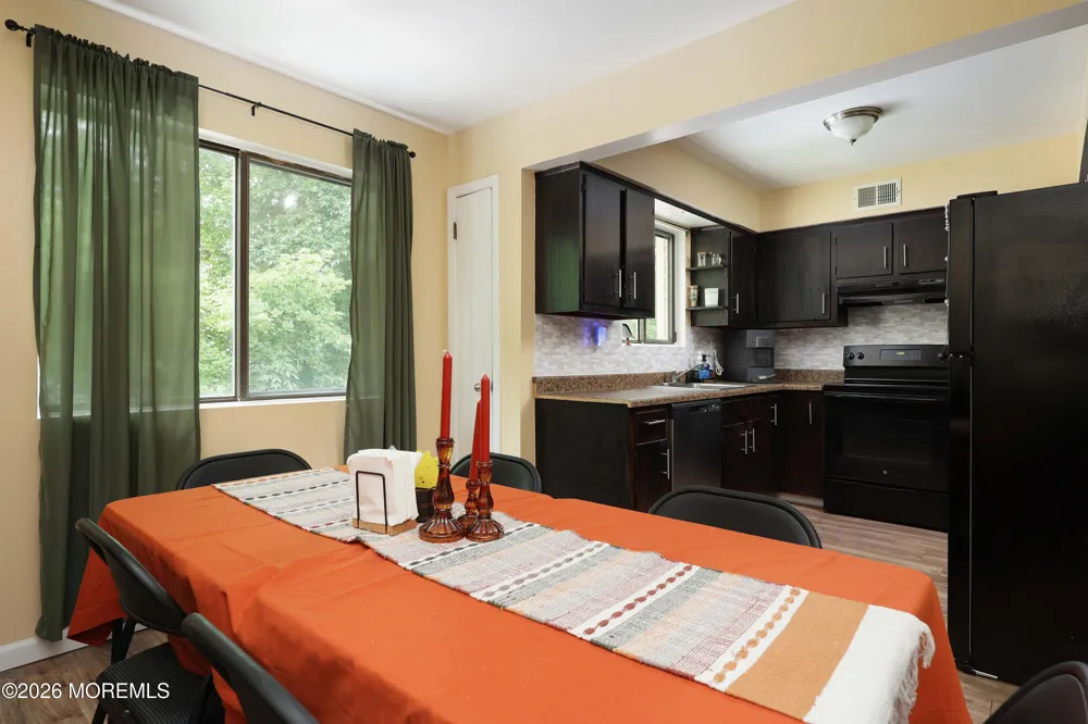 253 Clubhouse Drive Middletown, NJ 07748