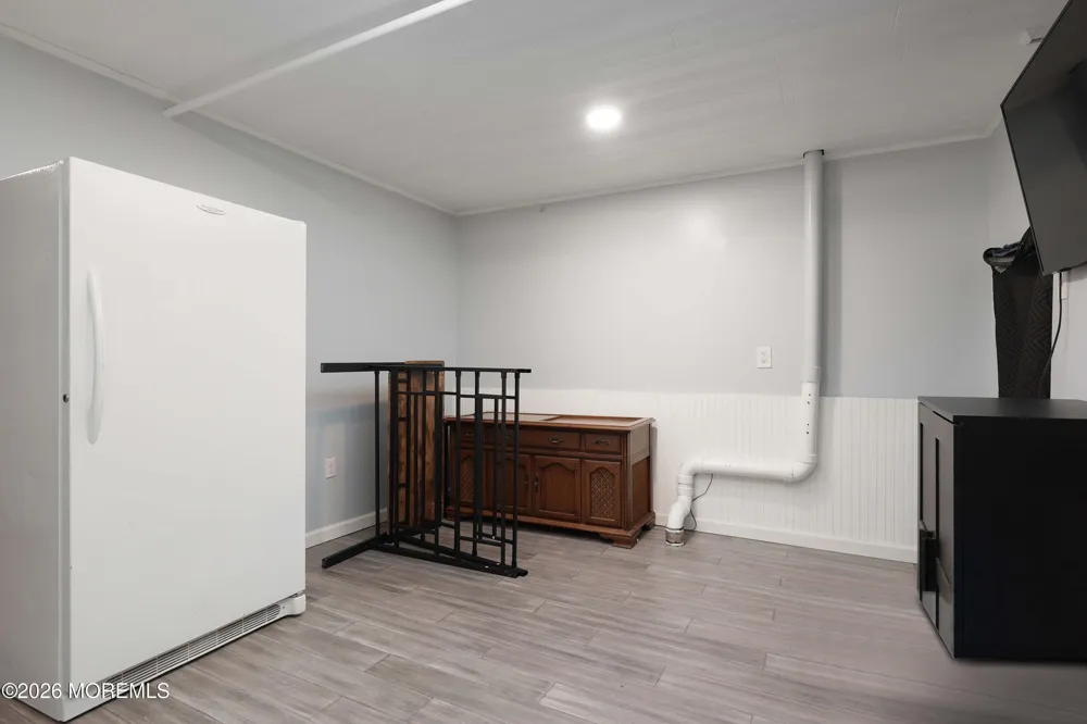 253 Clubhouse Drive Middletown, NJ 07748