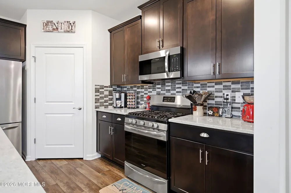 4 Otter Circle Barnegat, NJ 08005
