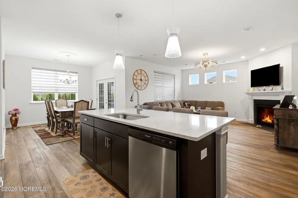 4 Otter Circle Barnegat, NJ 08005
