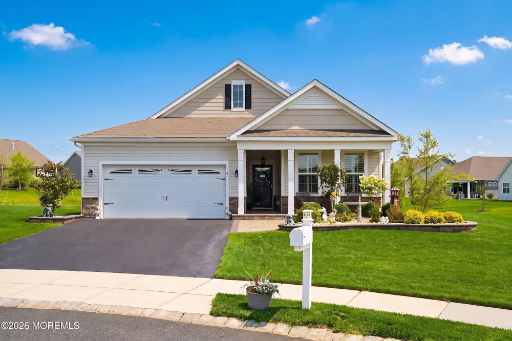 4 Otter Circle Barnegat, NJ 08005