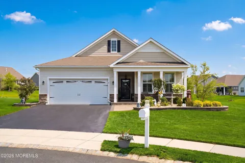 4 Otter Circle