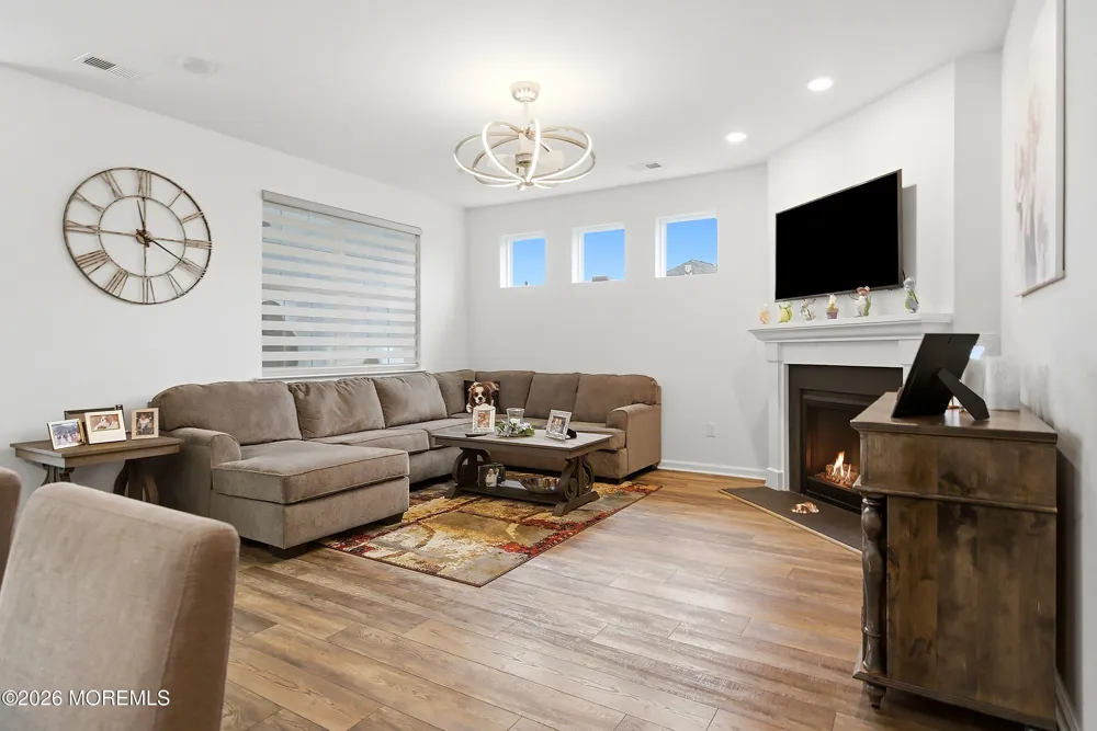 4 Otter Circle Barnegat, NJ 08005