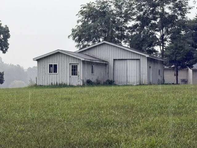 2930 Birch Landing E Drive Pine Township, MI 48850