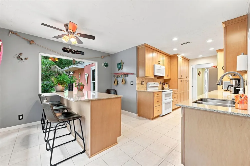 14 FORT CAROLINE LANE Palm Coast, FL 32137