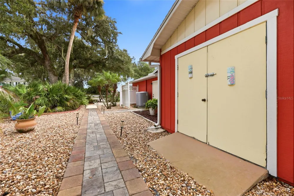 14 FORT CAROLINE LANE Palm Coast, FL 32137