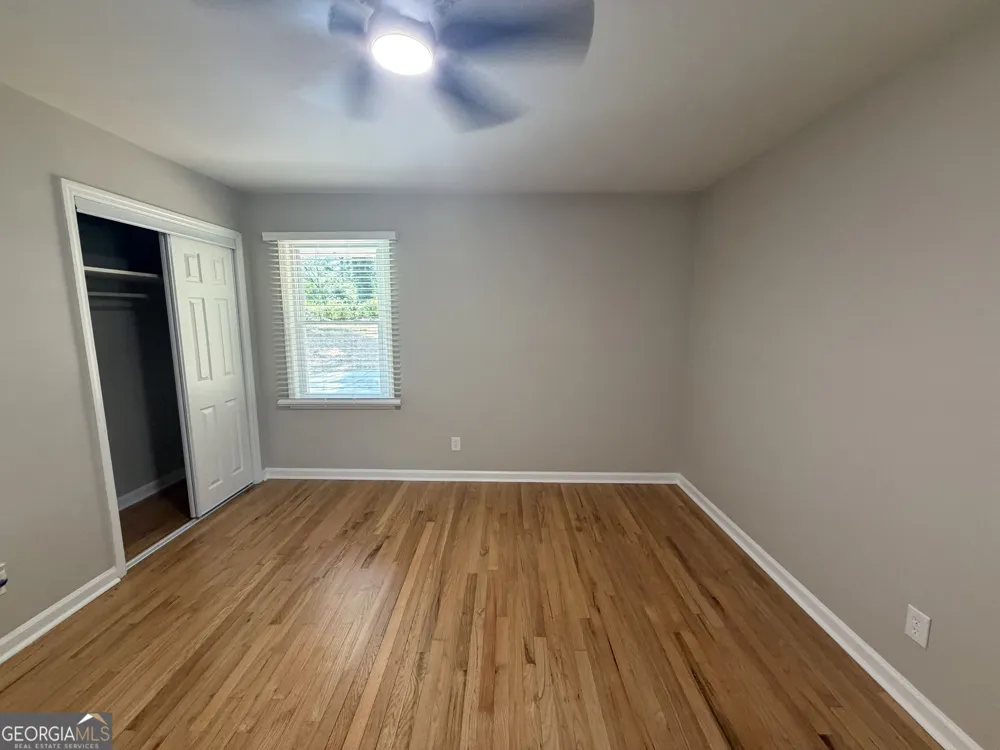 3269 Dodson DR East Point, GA 30344