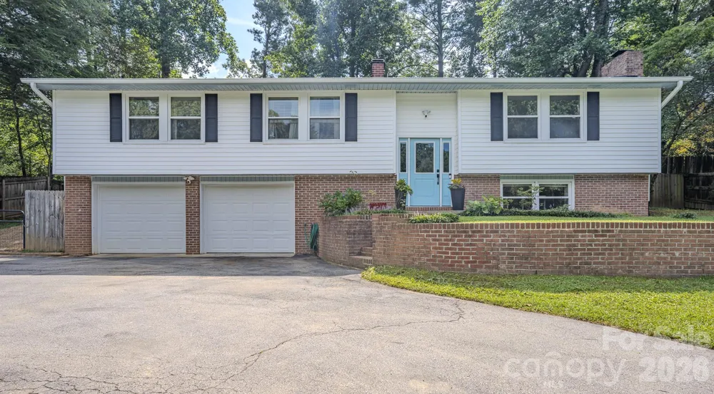 38 Ferenvilla Drive Hendersonville, NC 28791