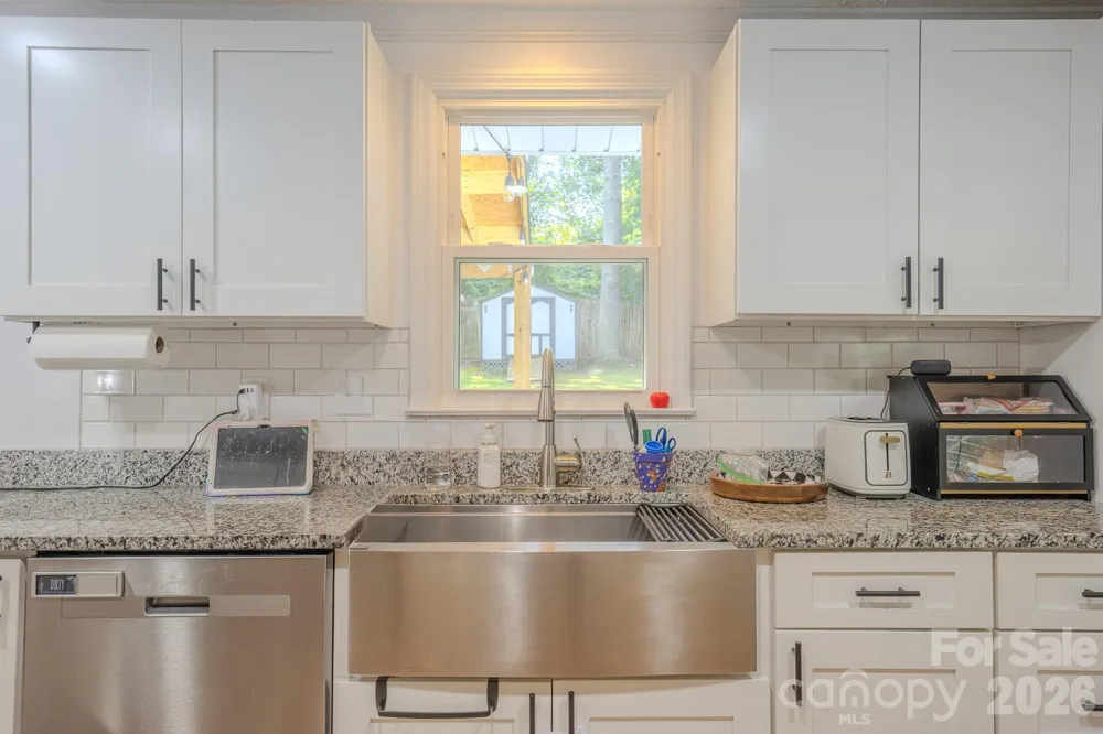 38 Ferenvilla Drive Hendersonville, NC 28791