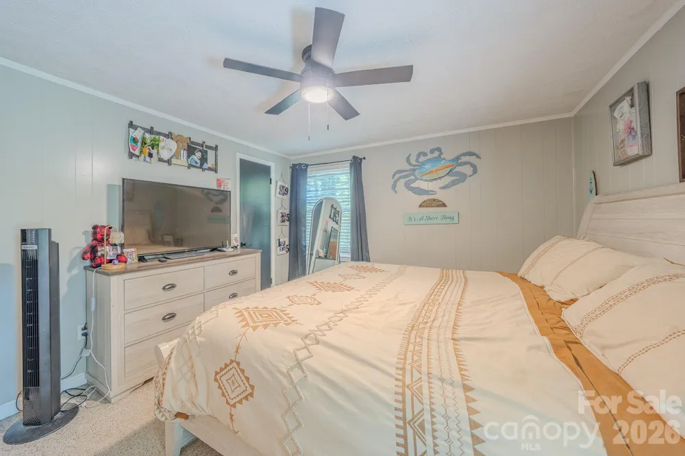 38 Ferenvilla Drive Hendersonville, NC 28791