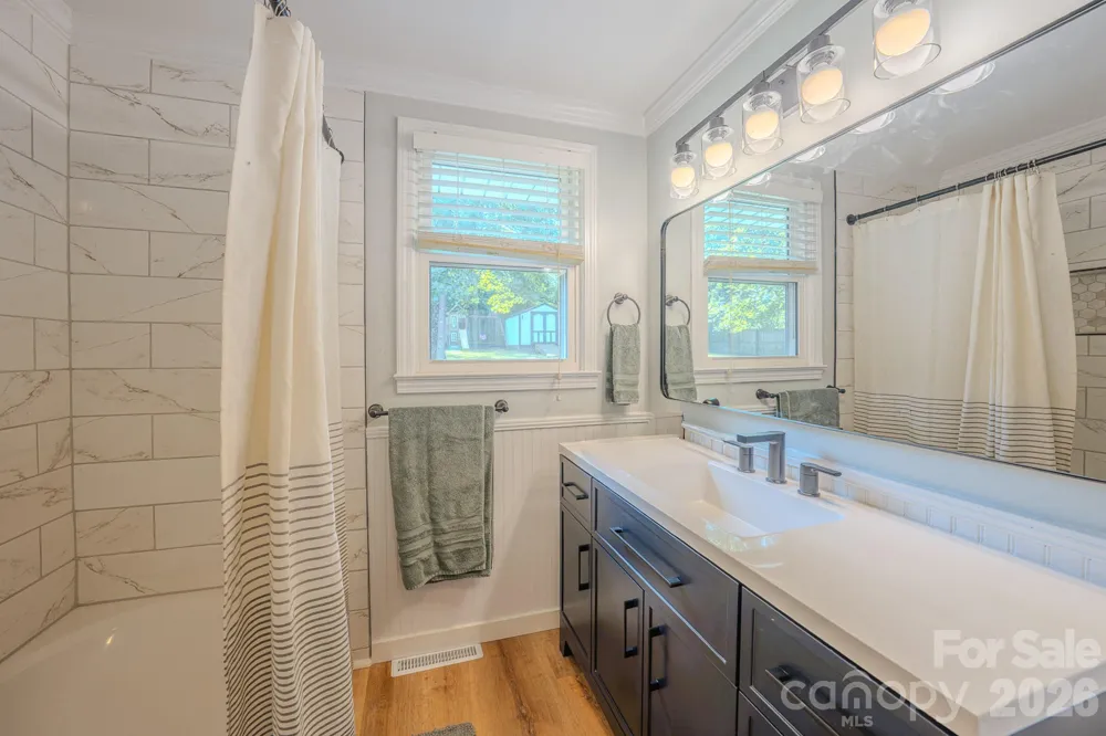 38 Ferenvilla Drive Hendersonville, NC 28791