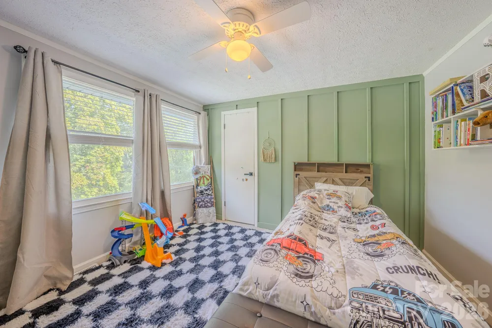 38 Ferenvilla Drive Hendersonville, NC 28791