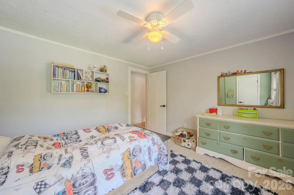 38 Ferenvilla Drive Hendersonville, NC 28791